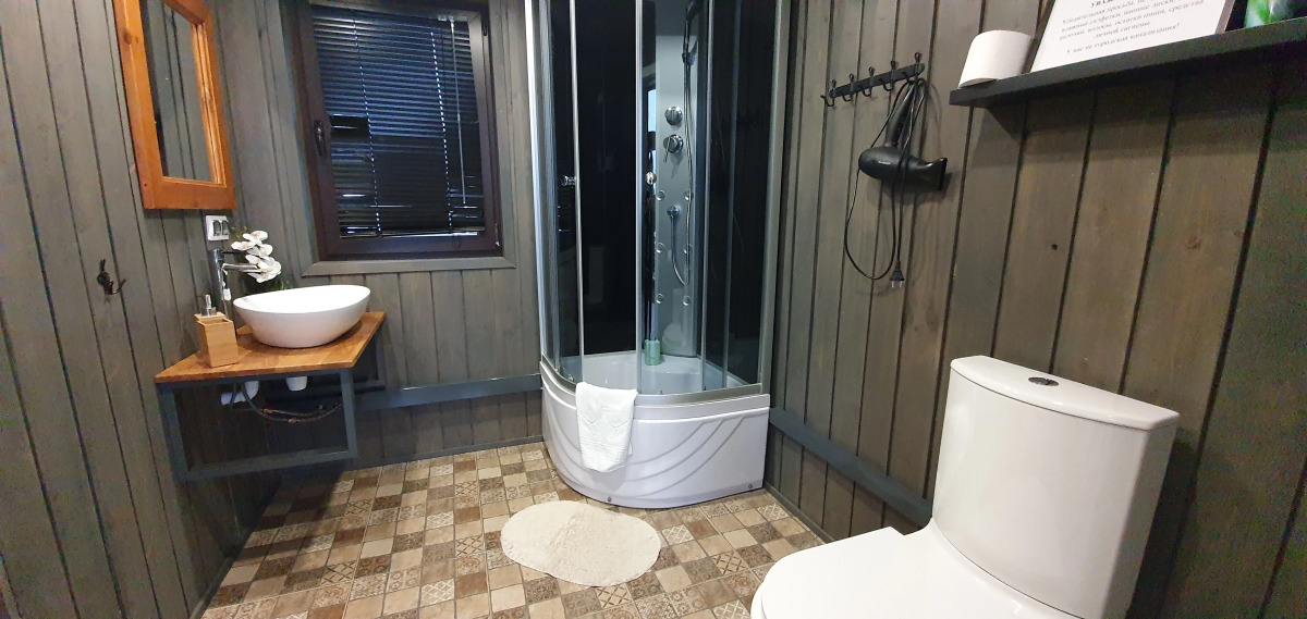 Коттедж Черничный Склон Violet House