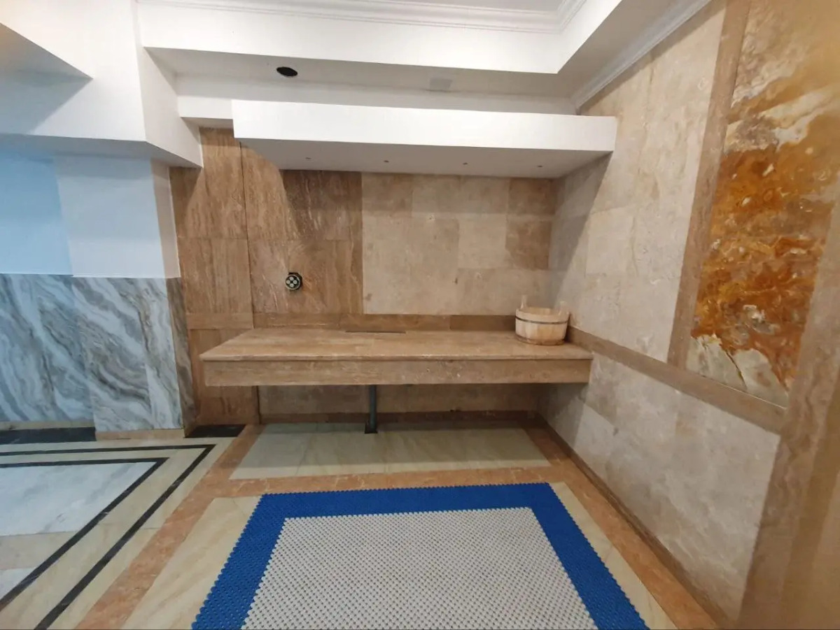 Квартира Уютная в Комплексе с Бассейном