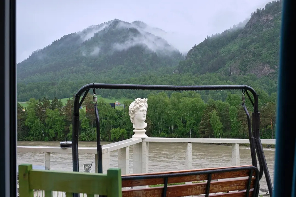 Отель Привет, Чемал!