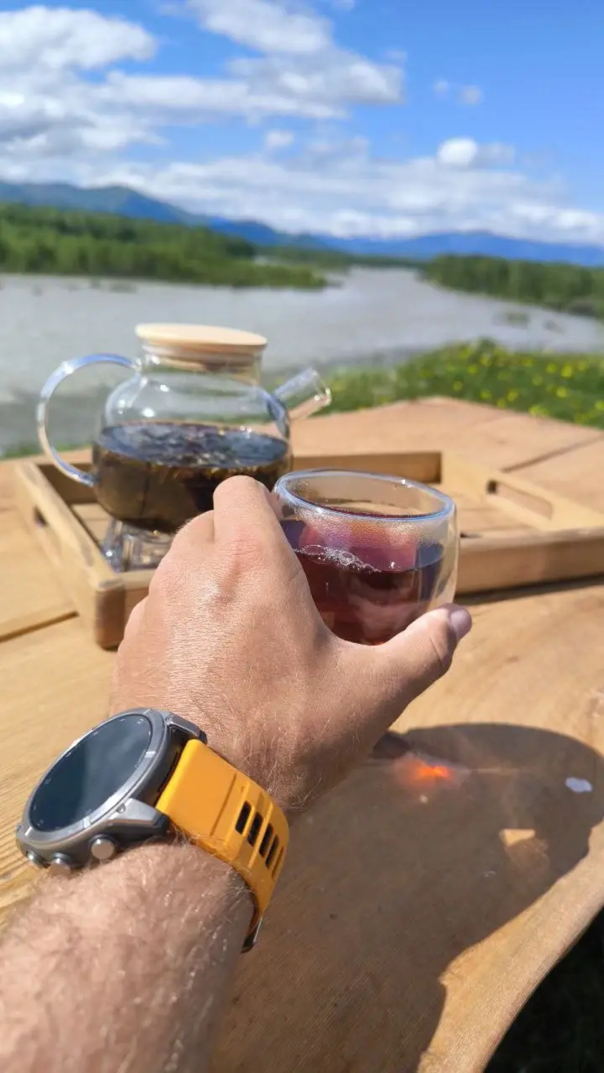 Частный дом Современный гостевой дом на слиянии рек Катунь и Кокса