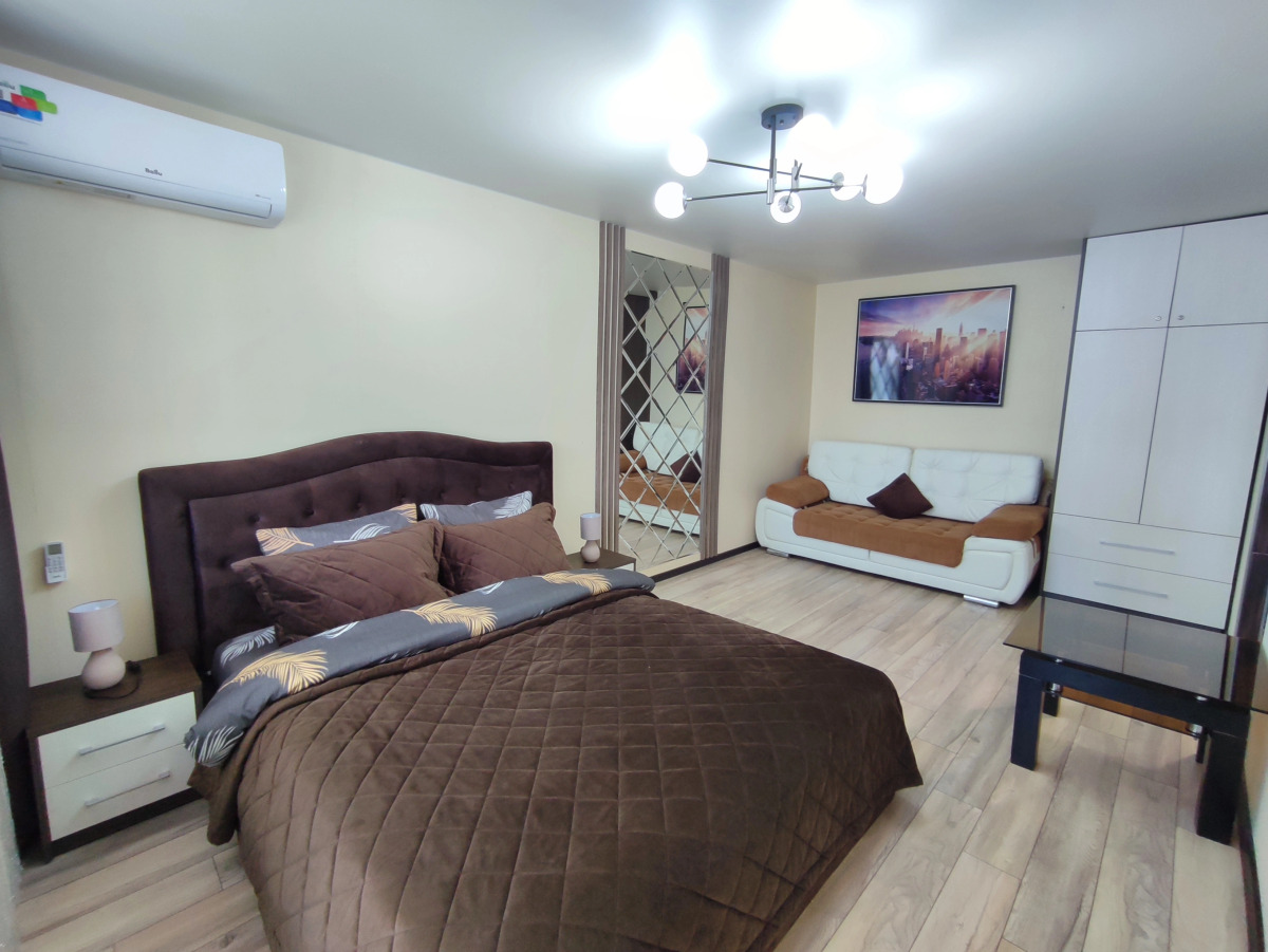 Апартаменты в самом центре Витебска с шикарным панорамным видом на площадь Победы