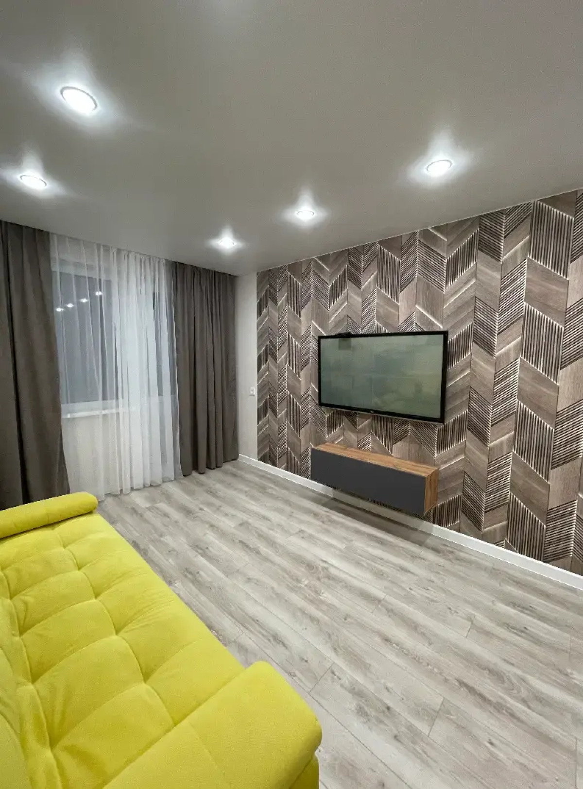 Апартаменты 3-комнатные в Историческом Центре