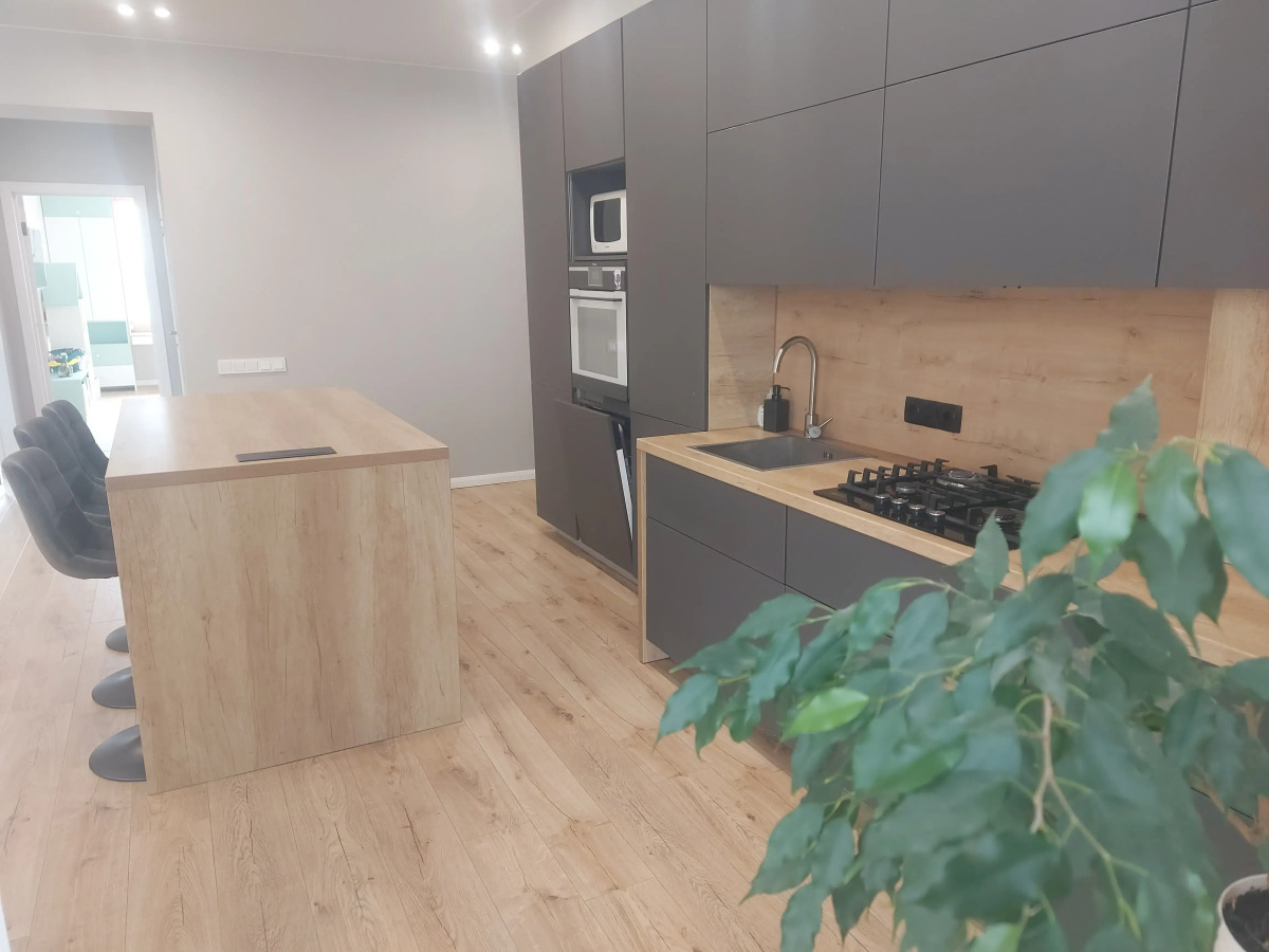 Квартира 90 кв.м. в жк Венеция