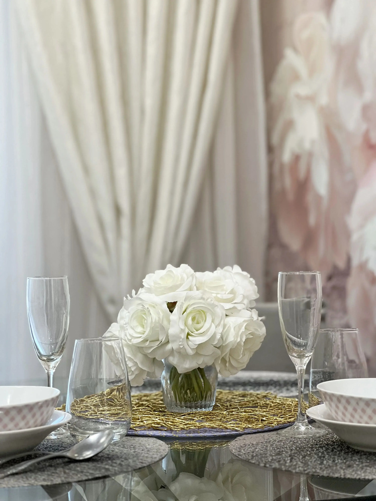 Квартира Роскошная Kravc Group с камином и просторной лоджией