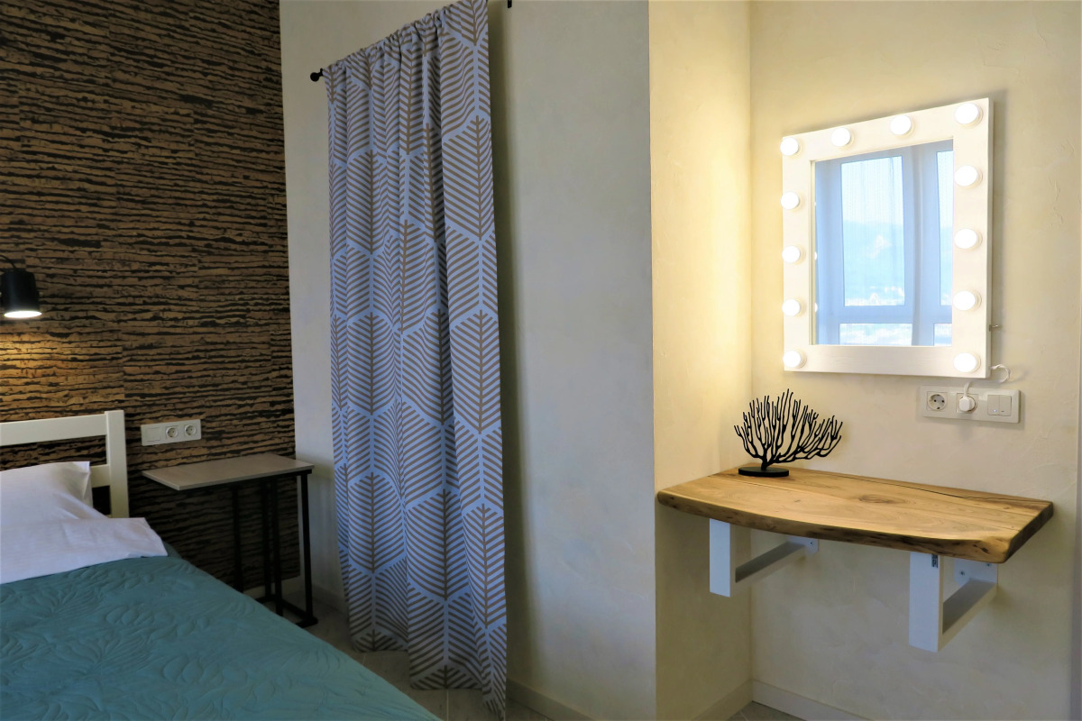 Апартаменты Семейные Трёхкомнатные на Солнечной