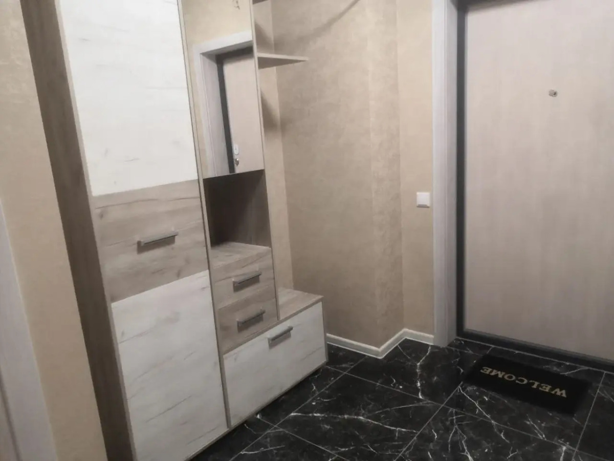 Квартира 2хкомнатная квартира в новом ж/к с видом на пруд