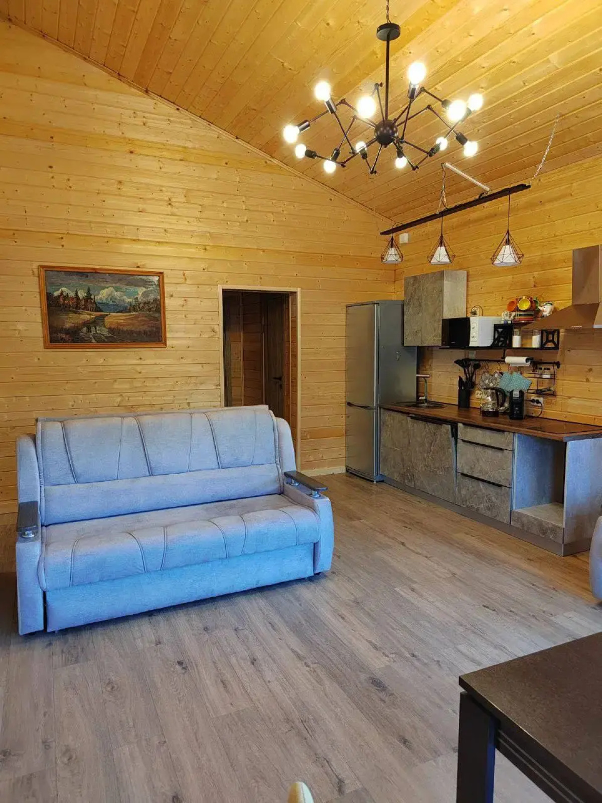 Частный дом Дом на горе с камином и сауной