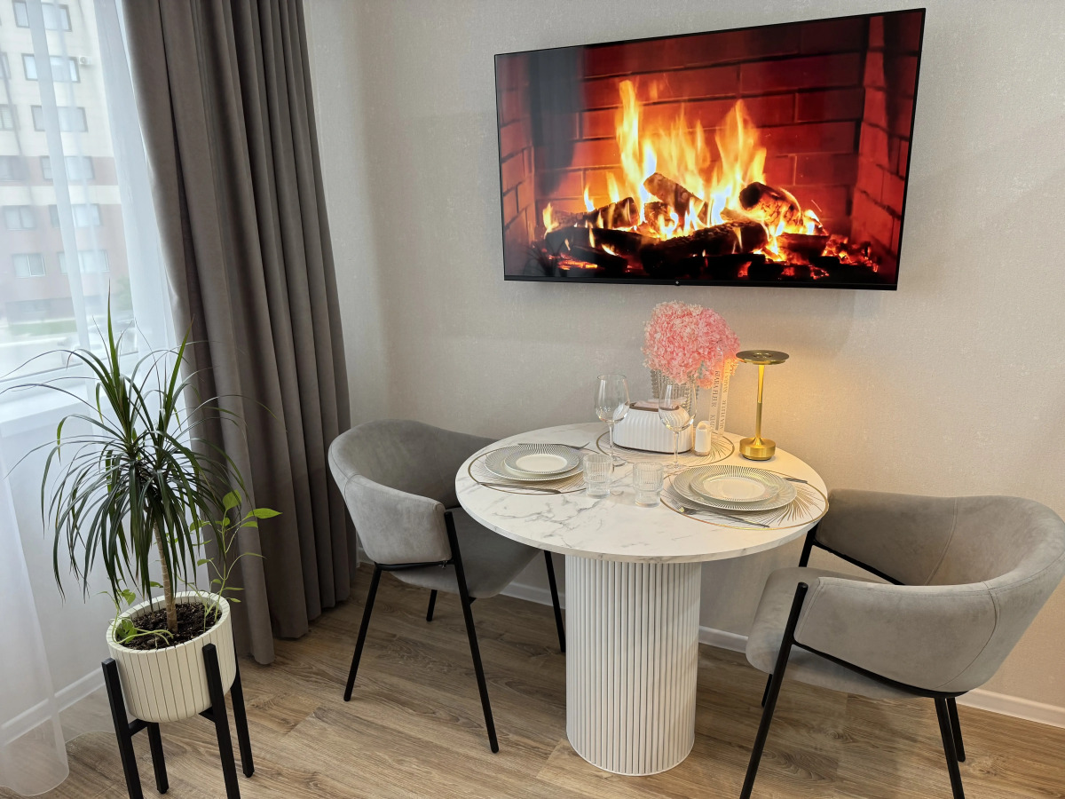 Квартира Новая Евродвушка недалеко от Аэропорта