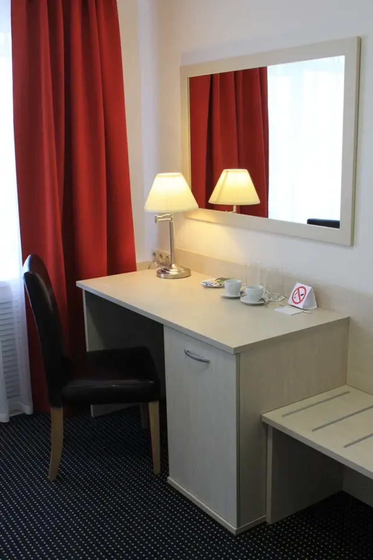 Отель Аэропорт