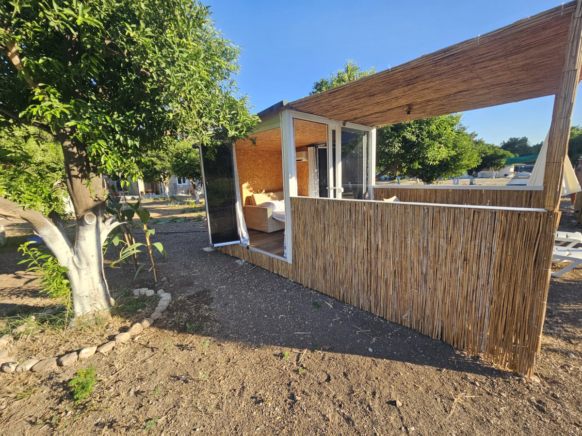 Мини-отель Orange beach camp caravan club