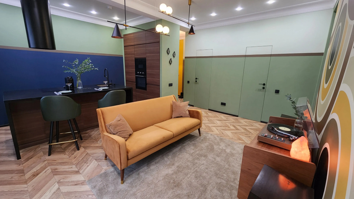 Апартаменты Mid-Century Modern Home