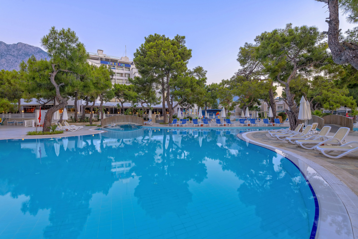 Amara Comfort Resort 