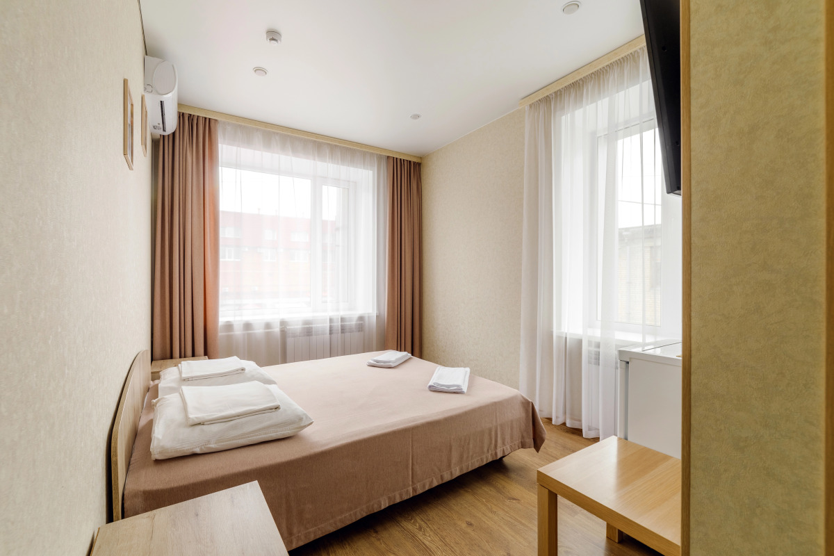 Отель Платон