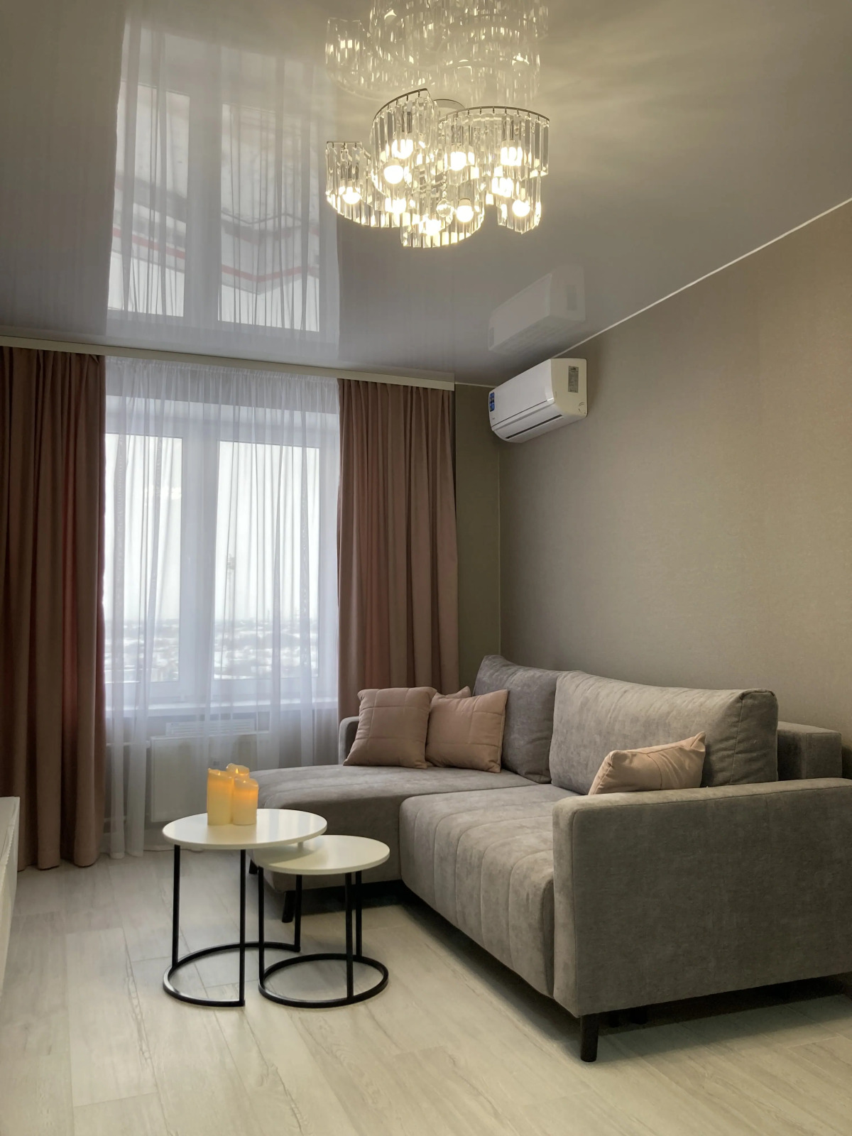 Апартаменты на Ижорского Батальона 17 с видом на город