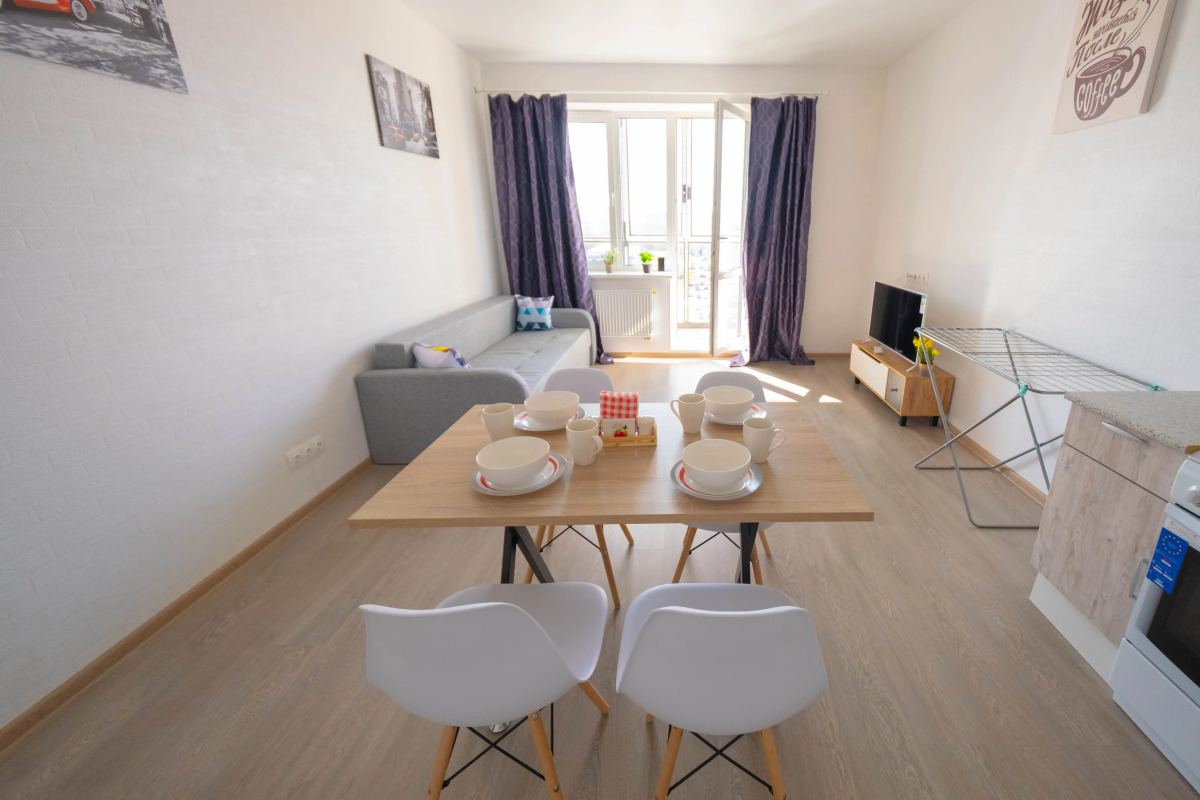 Апартаменты Евродвушка с новым ремонтом в центре города