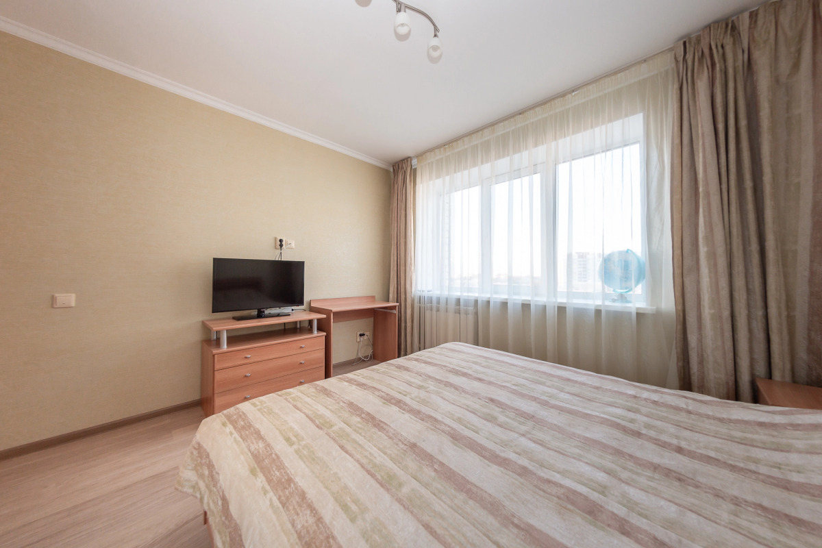 Апартаменты на Романа Брянского 8/1