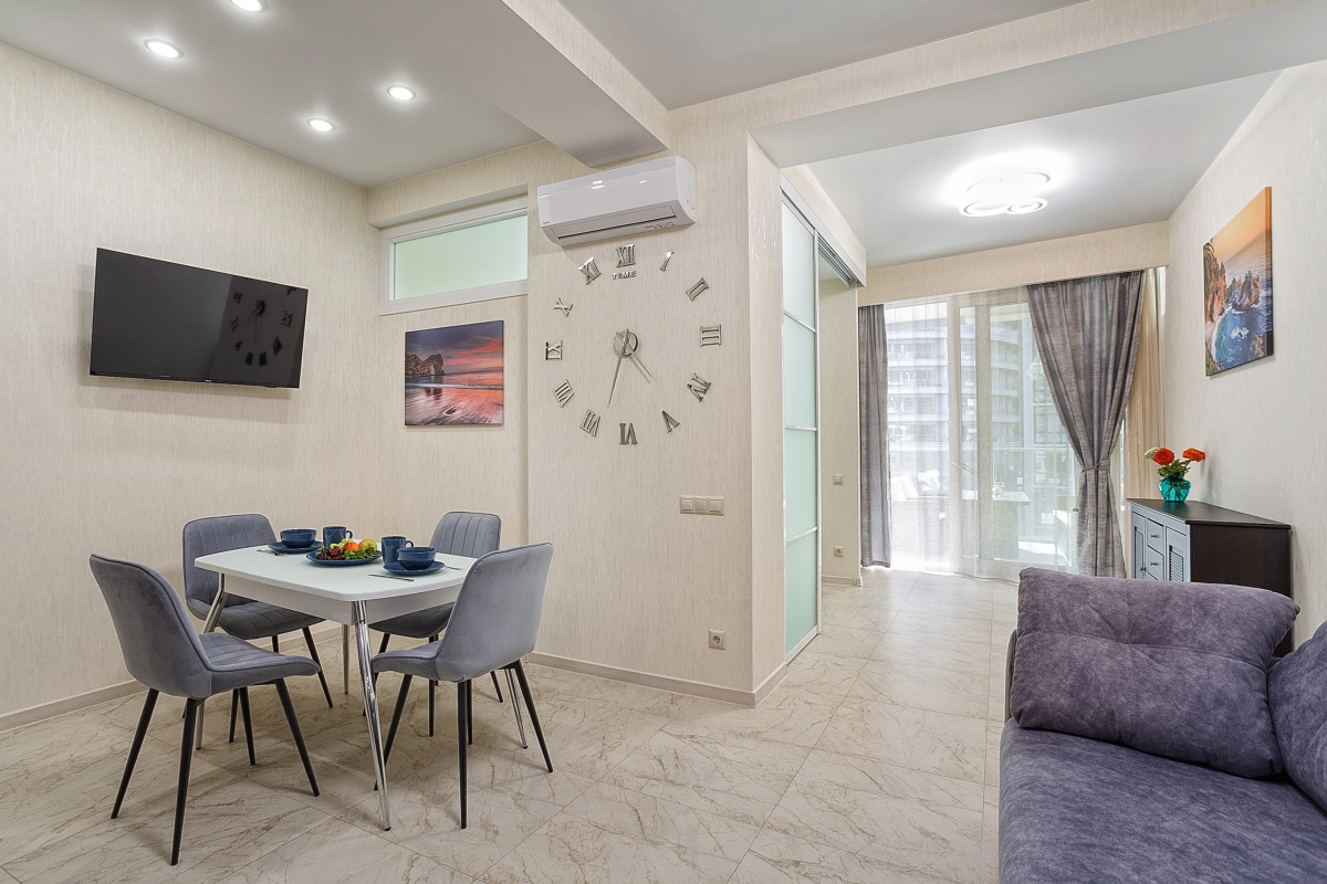 Апартаменты Зазеркалье Приморский Парк Ялта