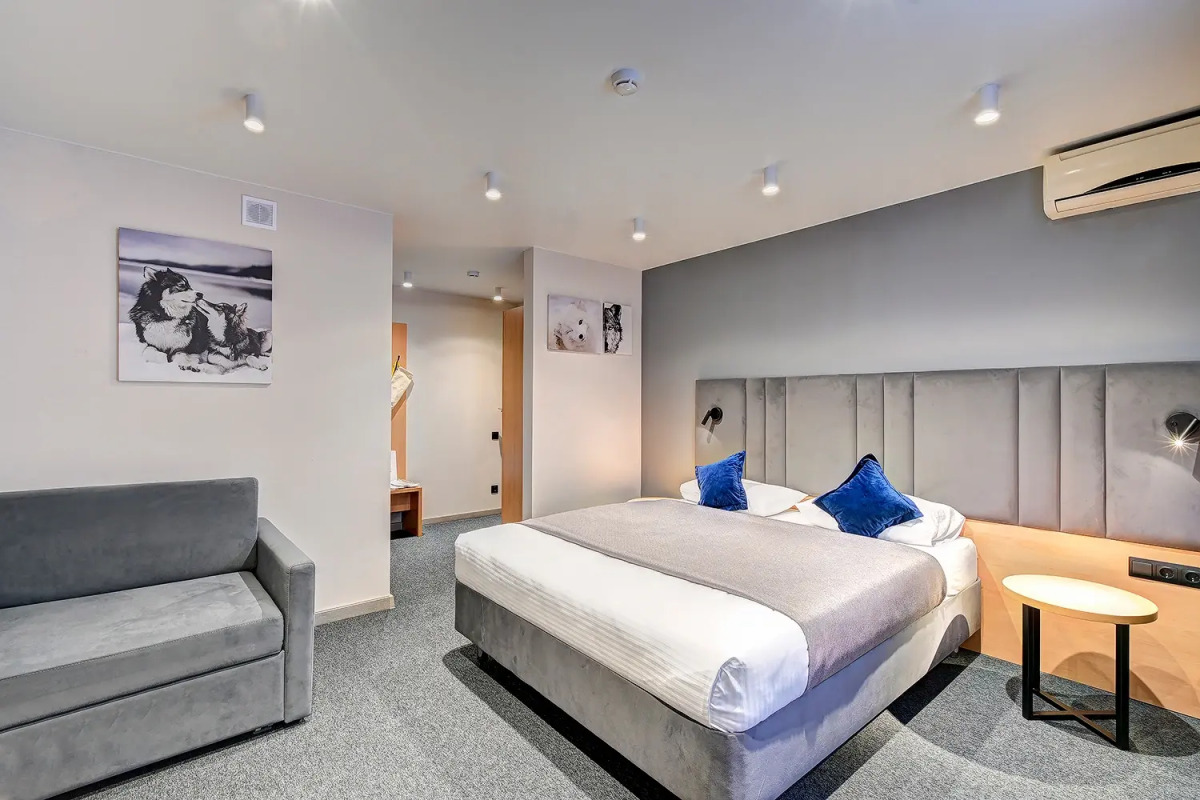 Отель Охотник