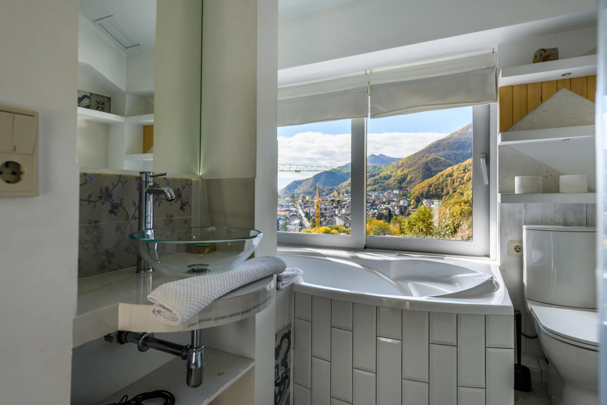 Апартаменты Оплот - MODERNA Дизайн Студия| 40м² | 3 Этаж Лофт с Панорамными Видами