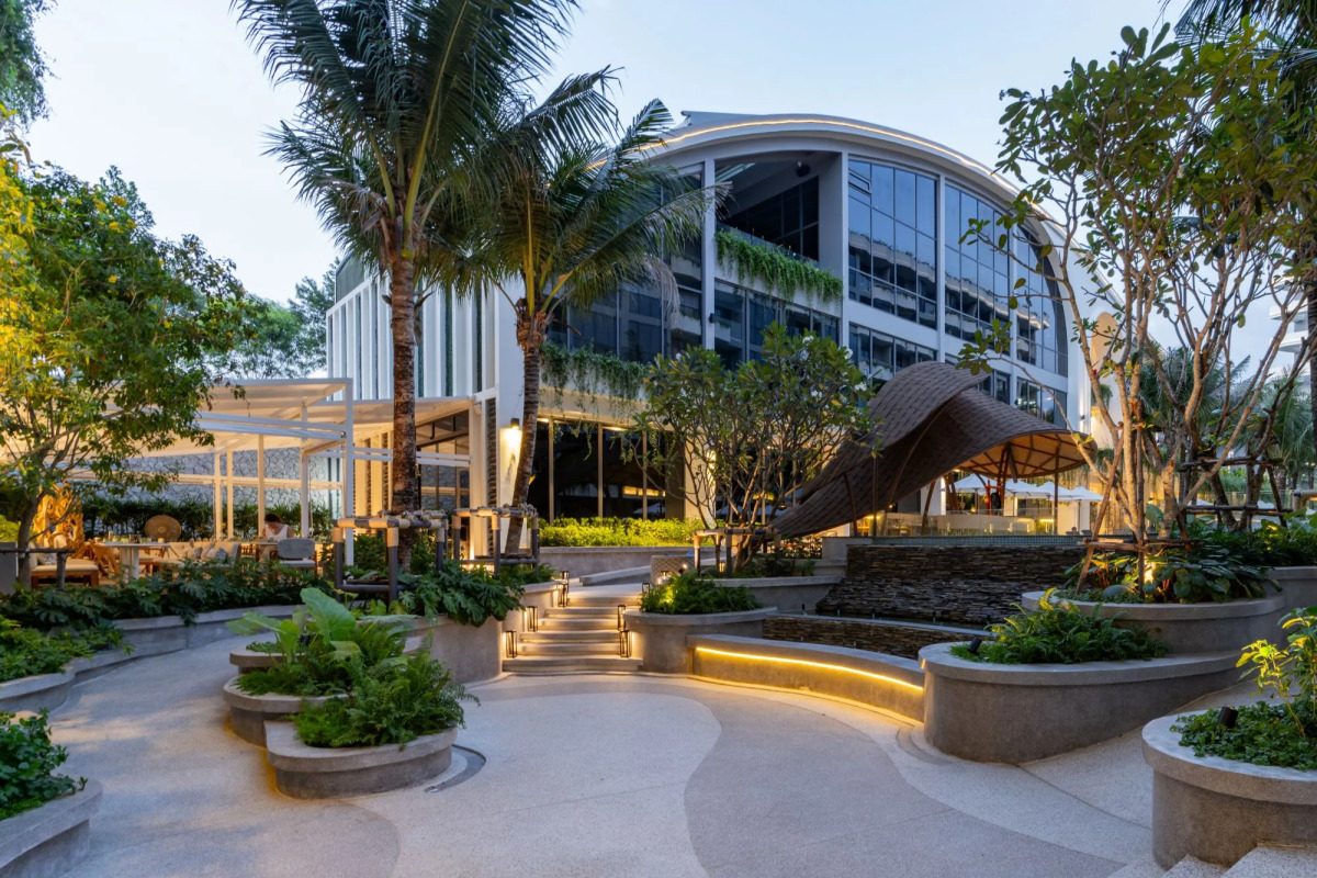 Отель La Green Hotel & Residence Пхукет