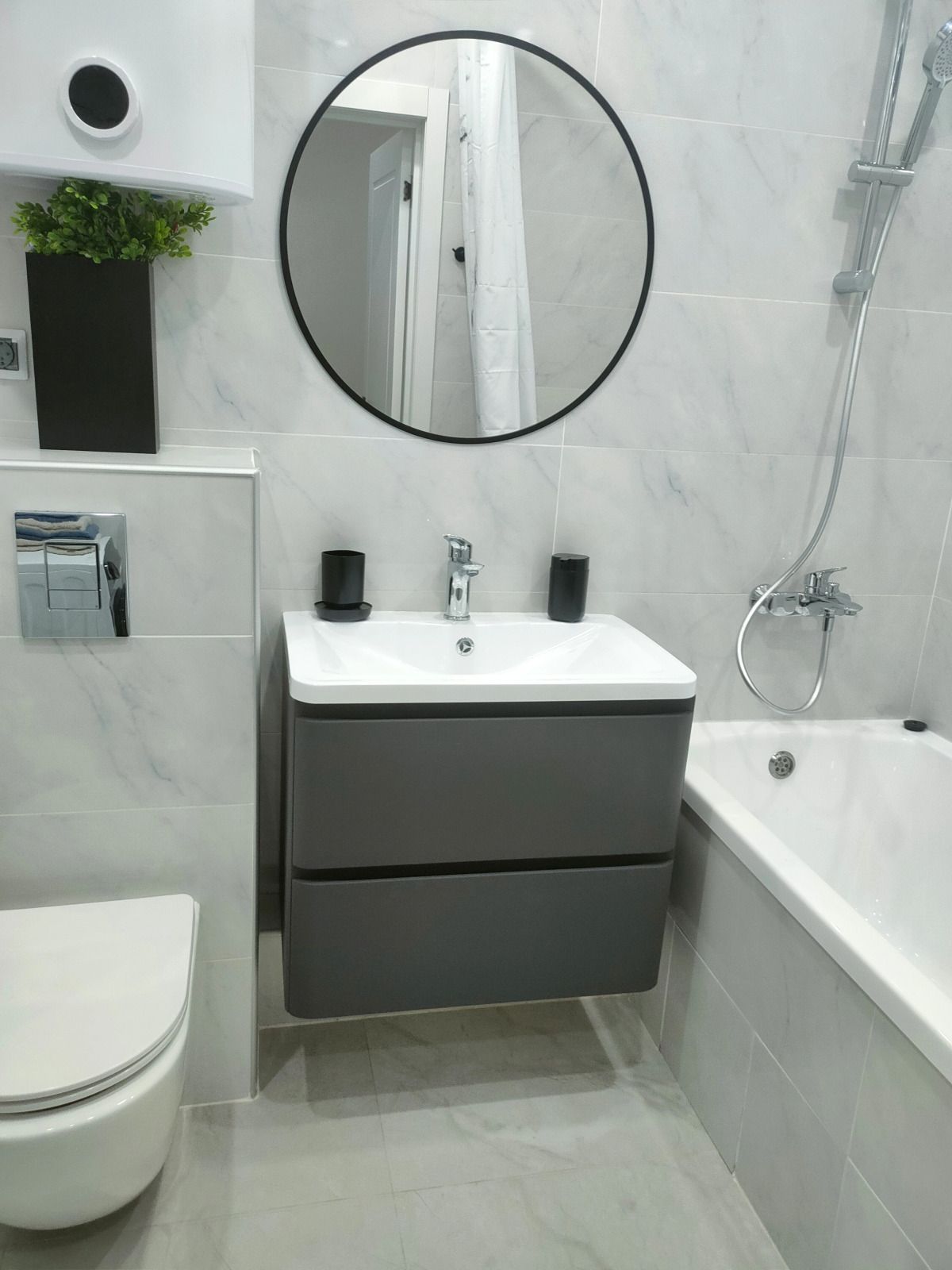 Апартаменты видовые двухкомнатные у метро на 24 этаже