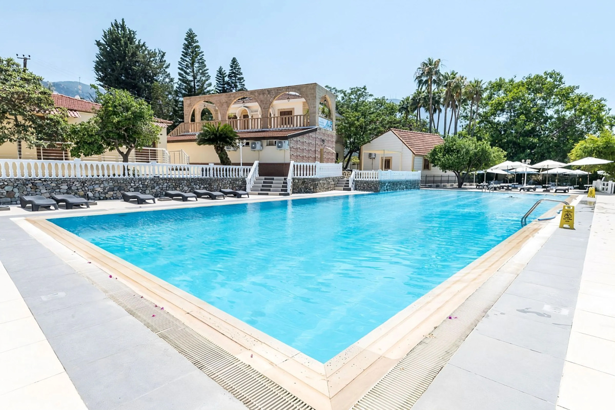 Отель Riverside Garden resort