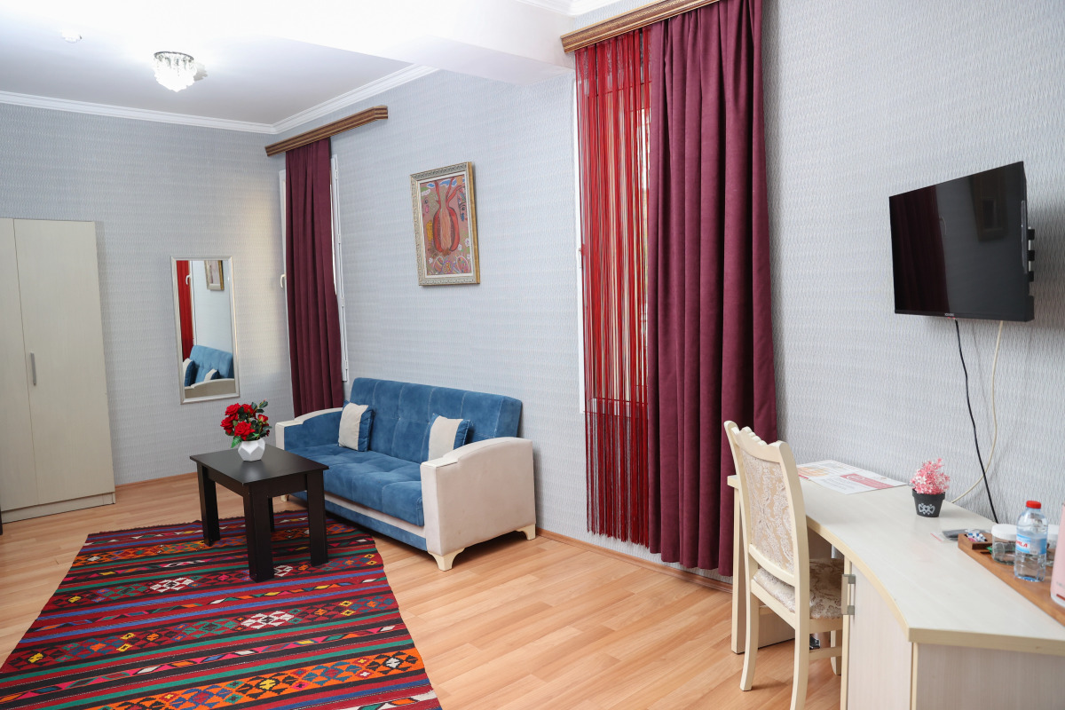 Отель  Неми