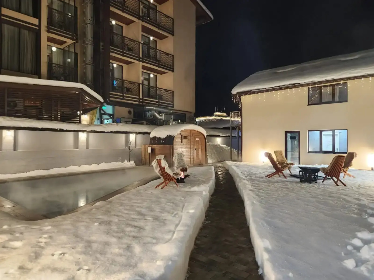 Апартаменты с бассейном и баней