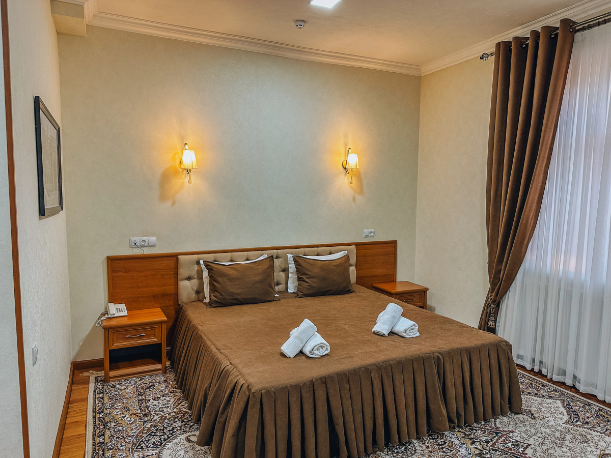 Отель Pakhlavon Hotel