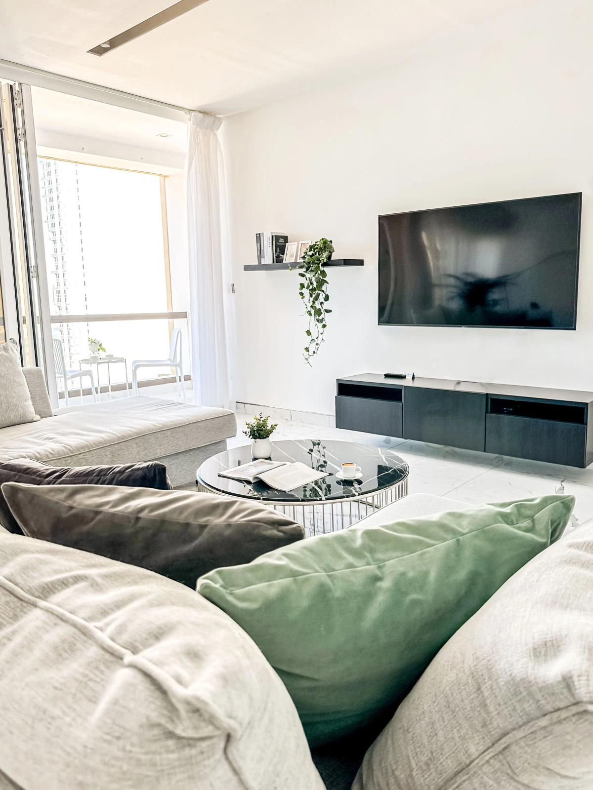 Апартаменты GMA Murjan 2BR Sea View High Floor