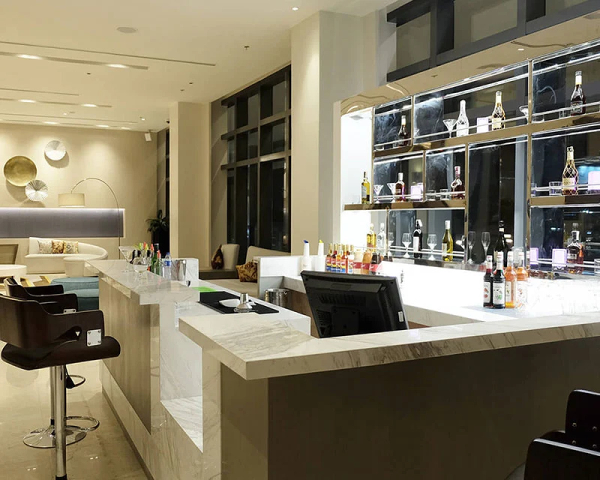 Отель Savoy Hotel Manila