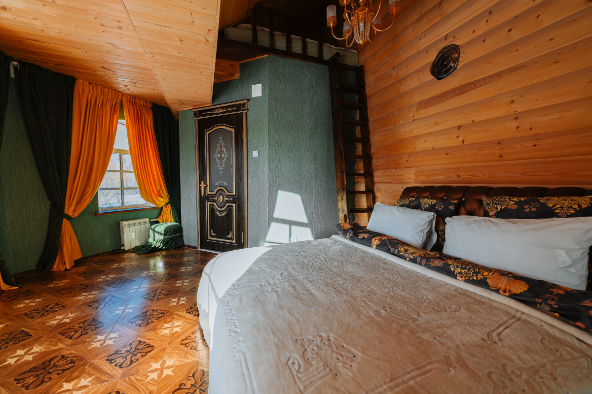 Гостевой Дом Замок в Лесу Пушкинские Горы