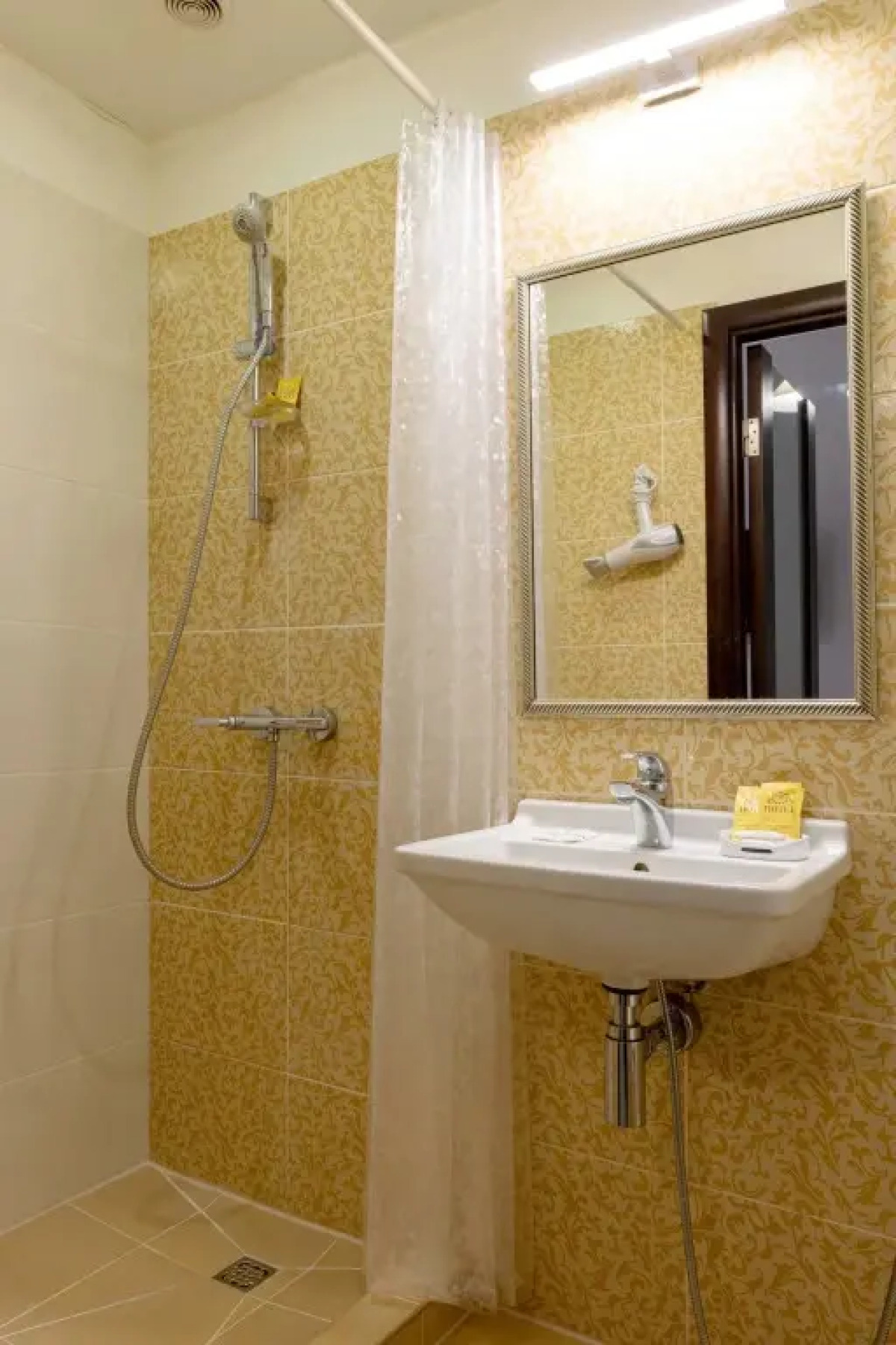 Апартаменты Гриджо с диваном R&B на Рубинштейна