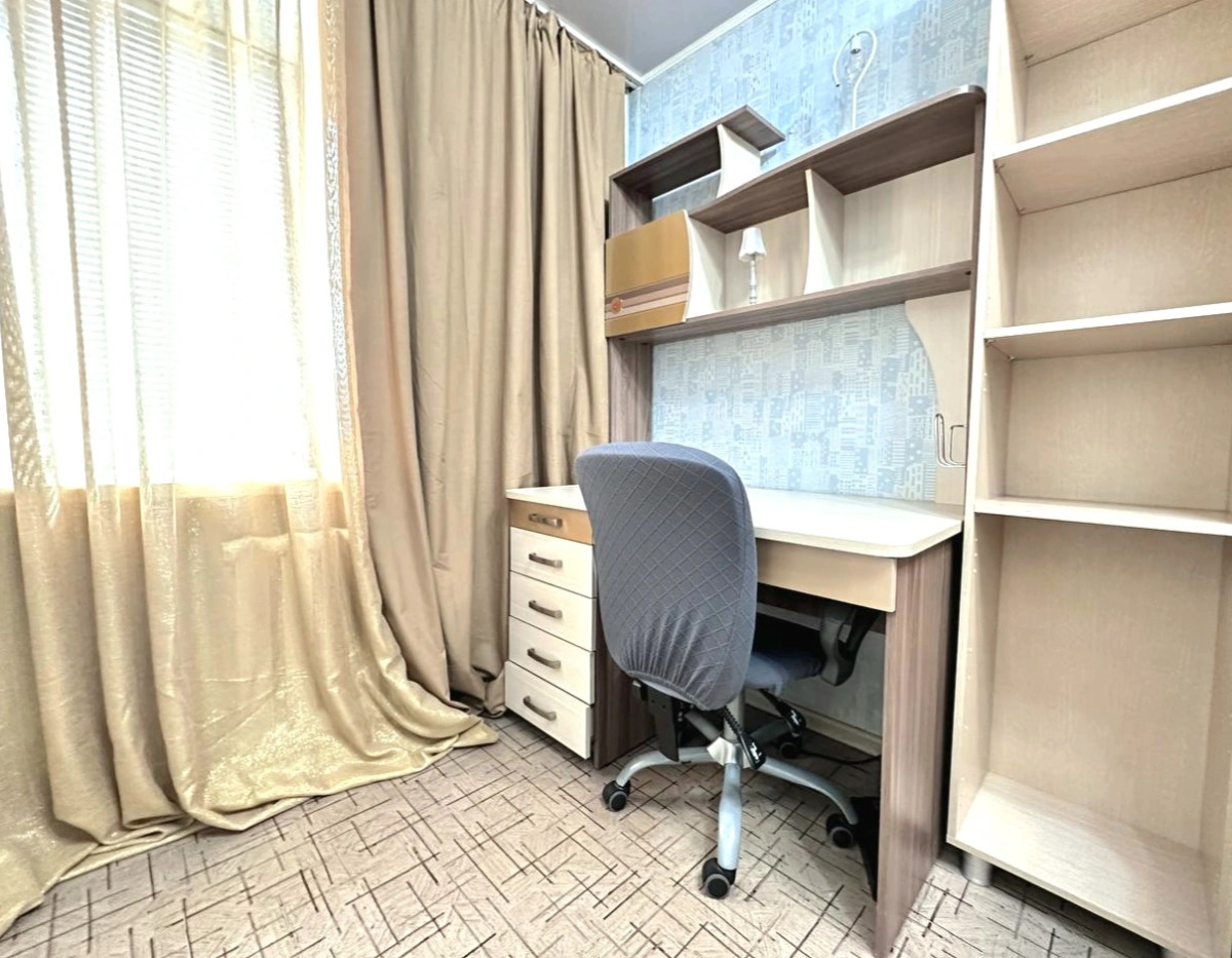 Квартира двухкомнатная в центре на Дзержинского рядом с РИАцентром