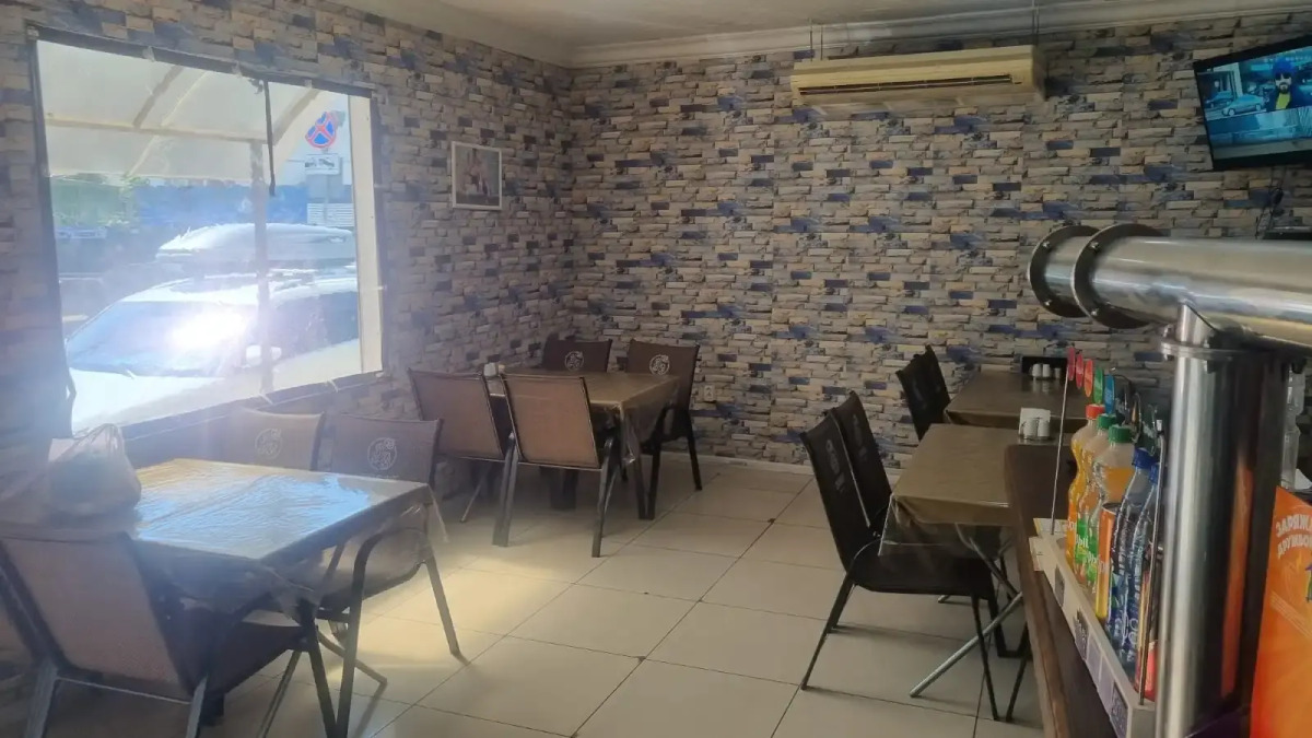 River House Apartments