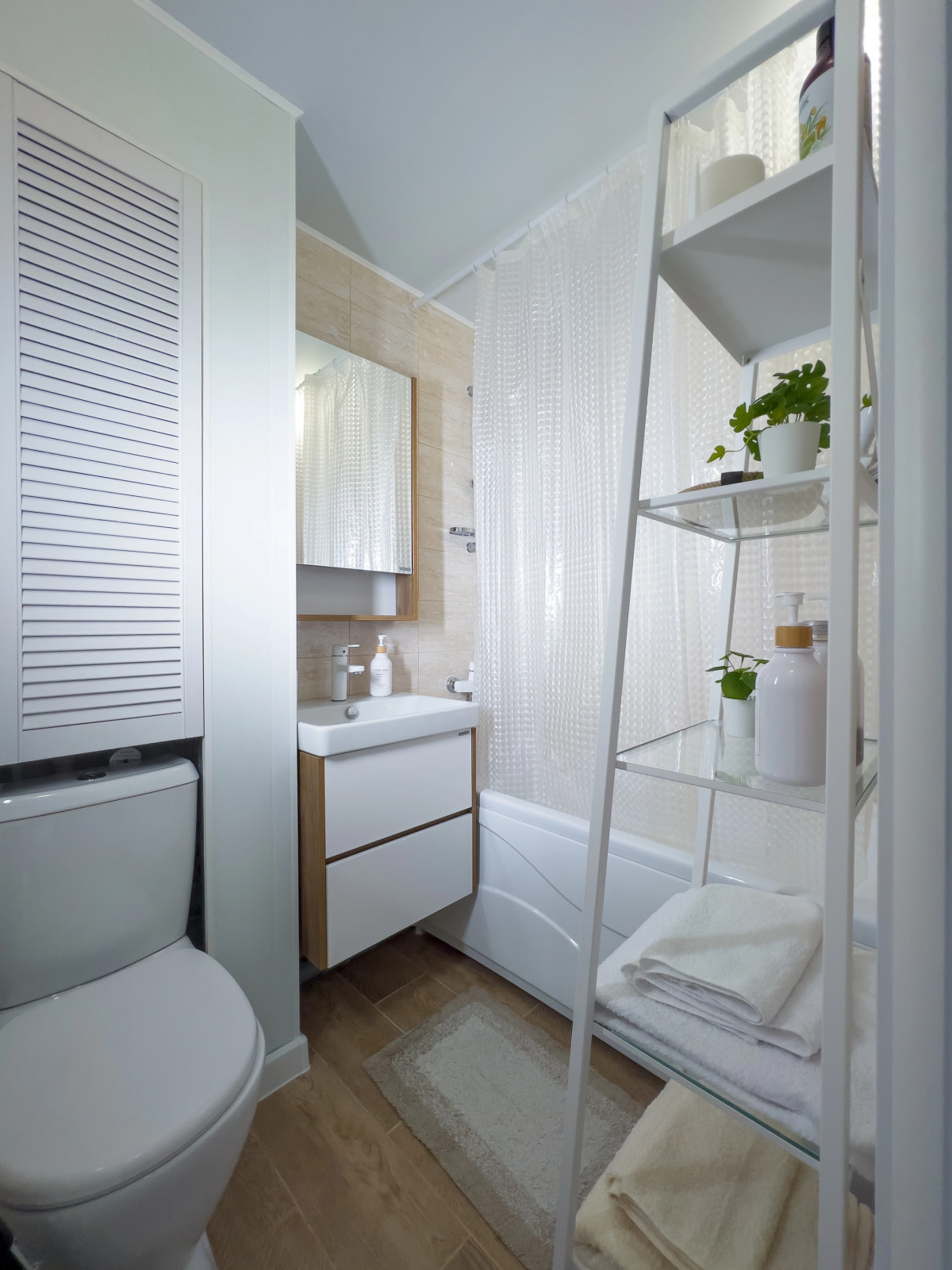 Квартира Атмосфера Уюта в Спальном Районе с Бесконтактным Заселением