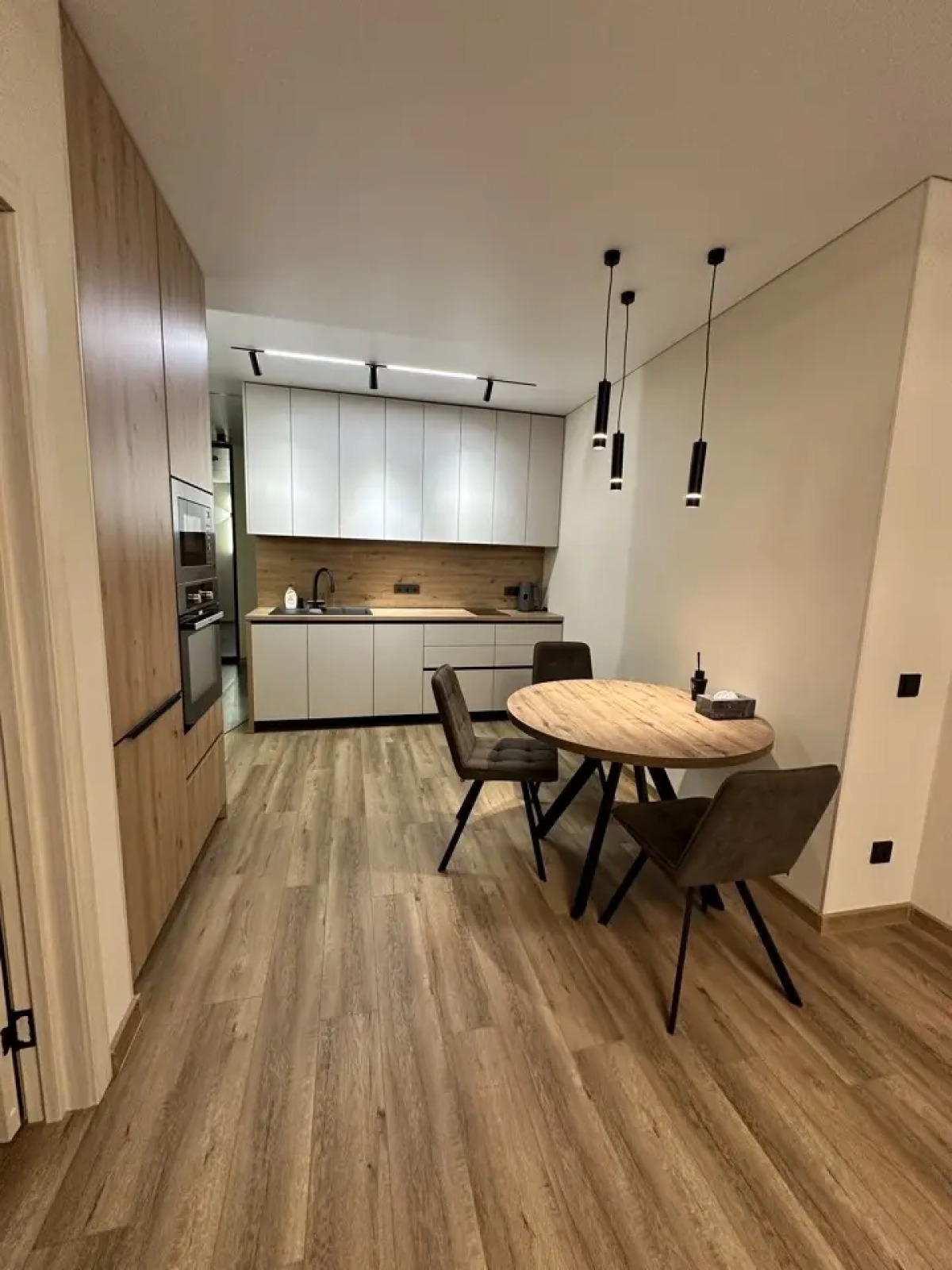 Апартаменты Бизнес Класса на Комарова