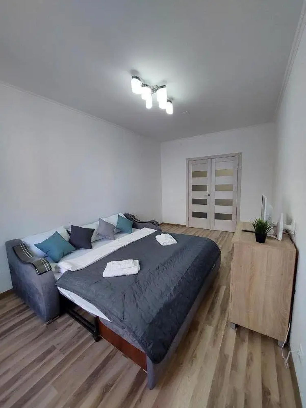 Апартаменты на улице Обручева 5