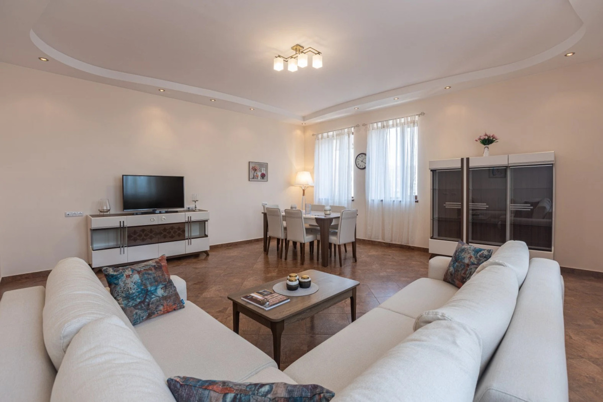 Апартаменты on Amiryan Str. 4/6-135