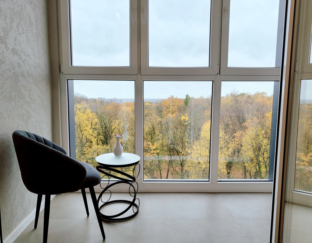 Апартаменты  Kenig Holidays с видом на парк в центре в ЖК Централ парк