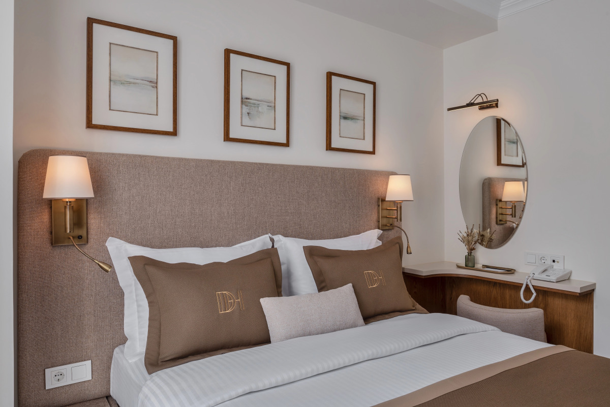 Отель Delita City