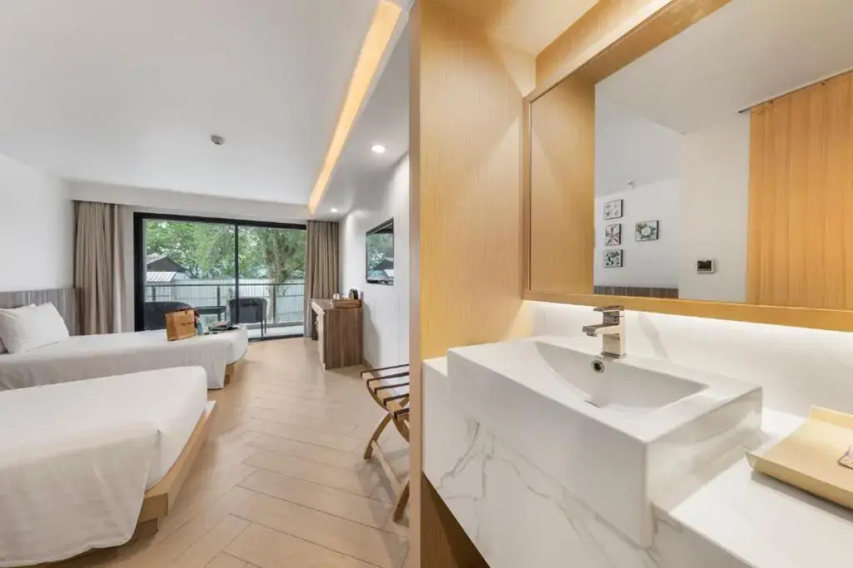 Курортный отель Golden Tulip Pattaya Beach Resort