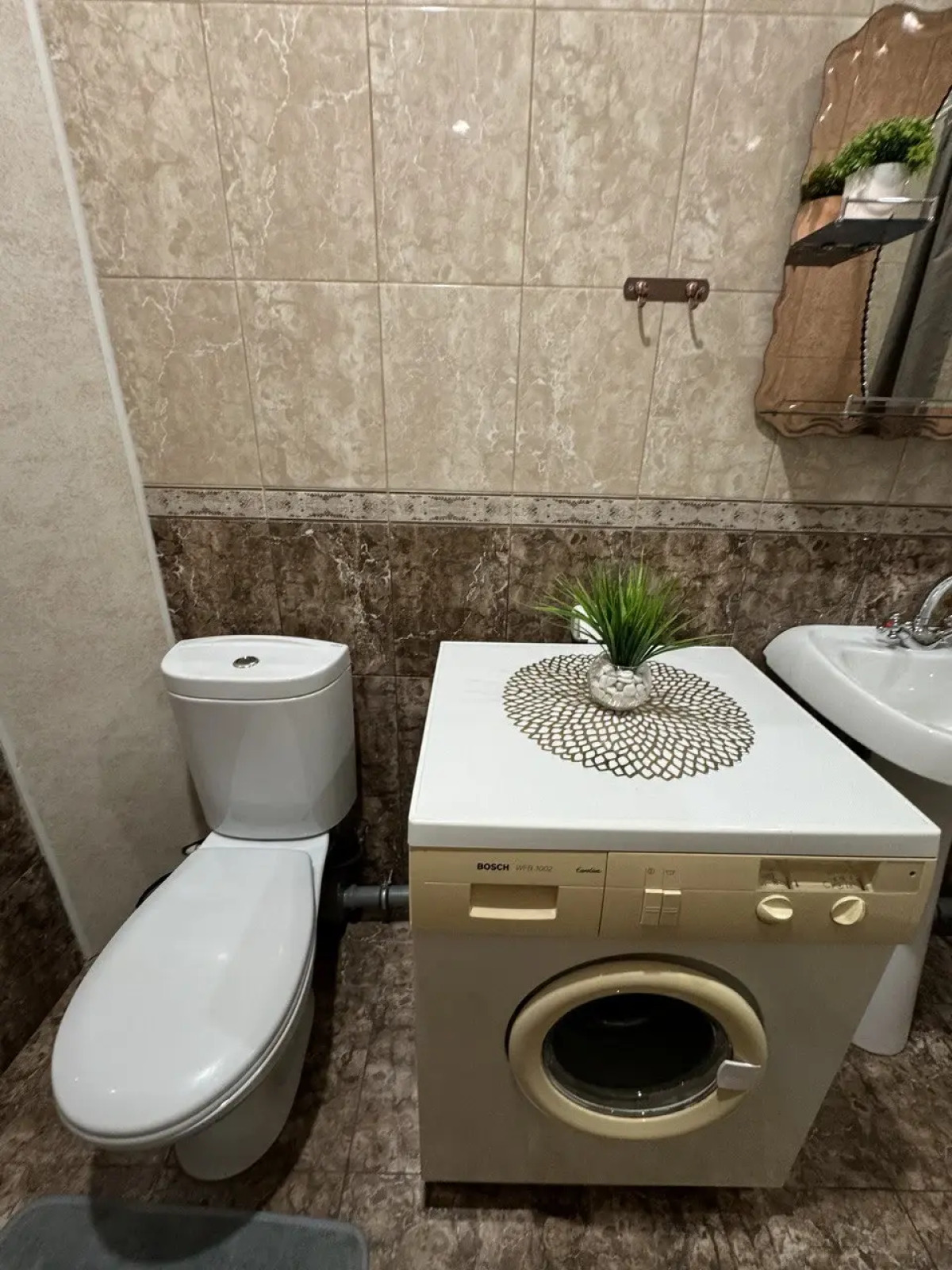 Евродвушка с видом на гору