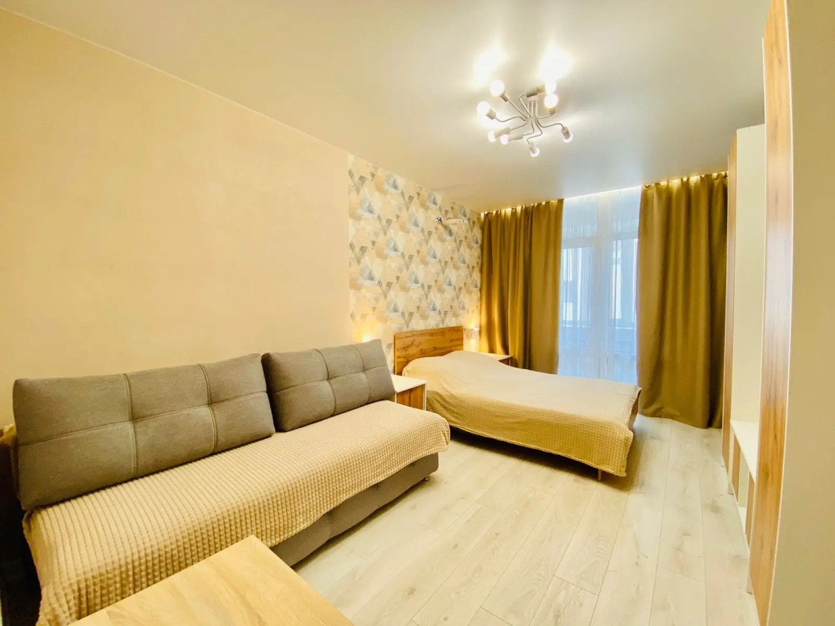 Апартаменты Люкс с Красивым Видом 72/1