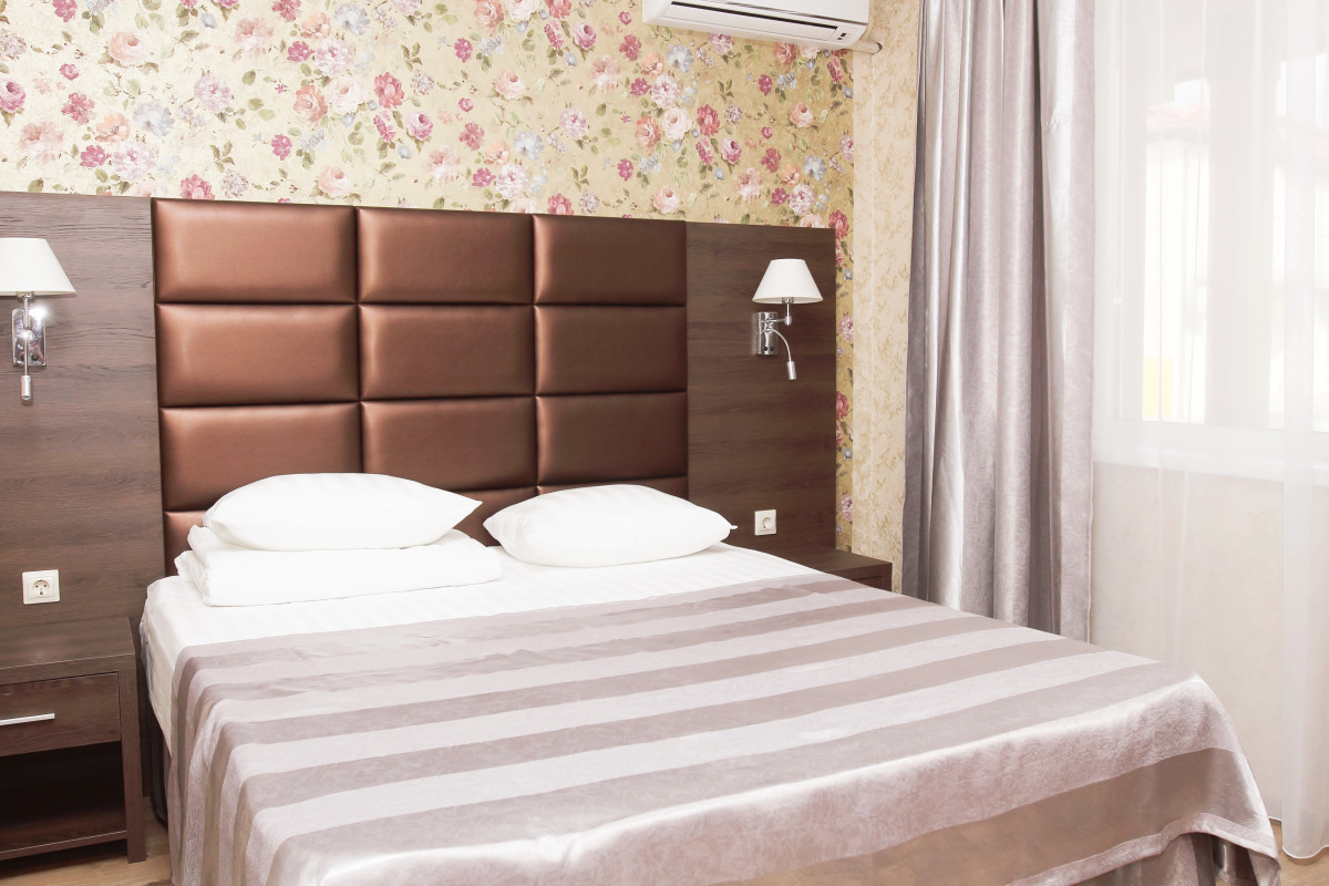 Отель Черноморский