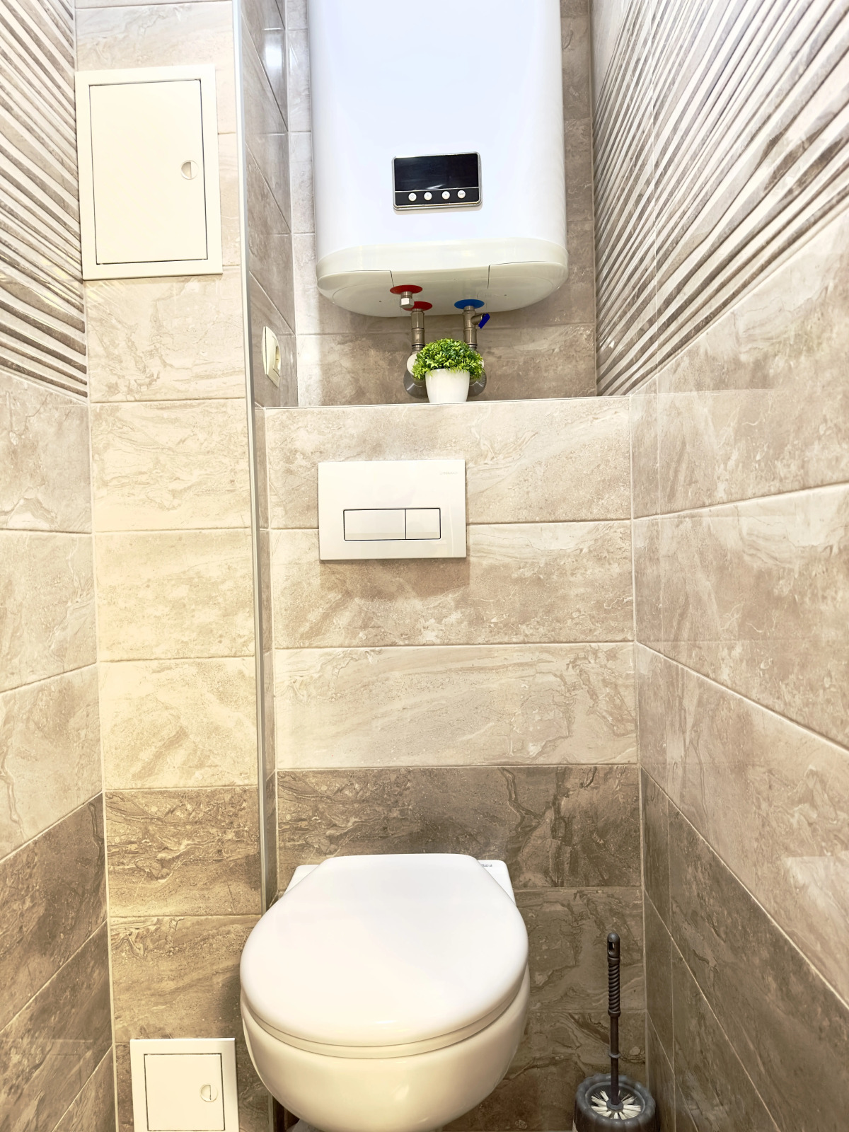 Апартаменты Мира 62