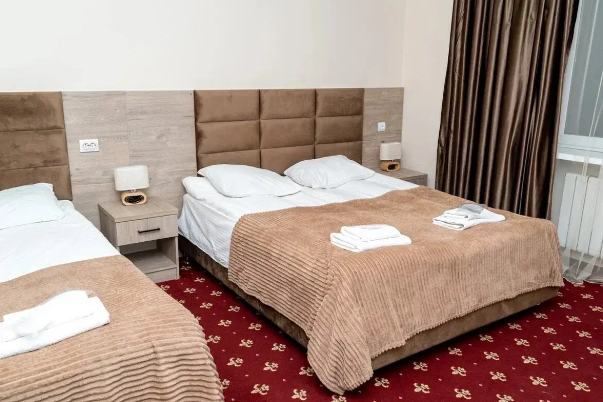 Отель Белые Ночи