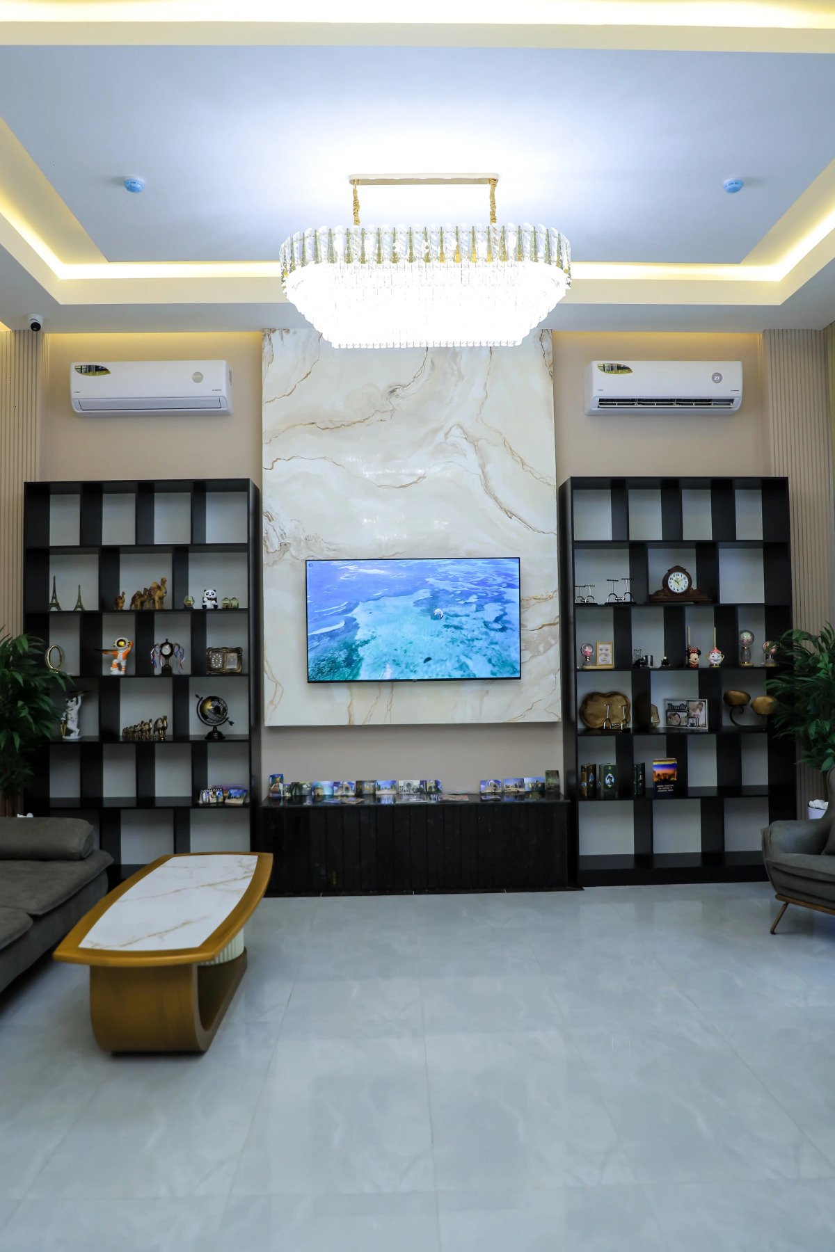 Отель Rich Land