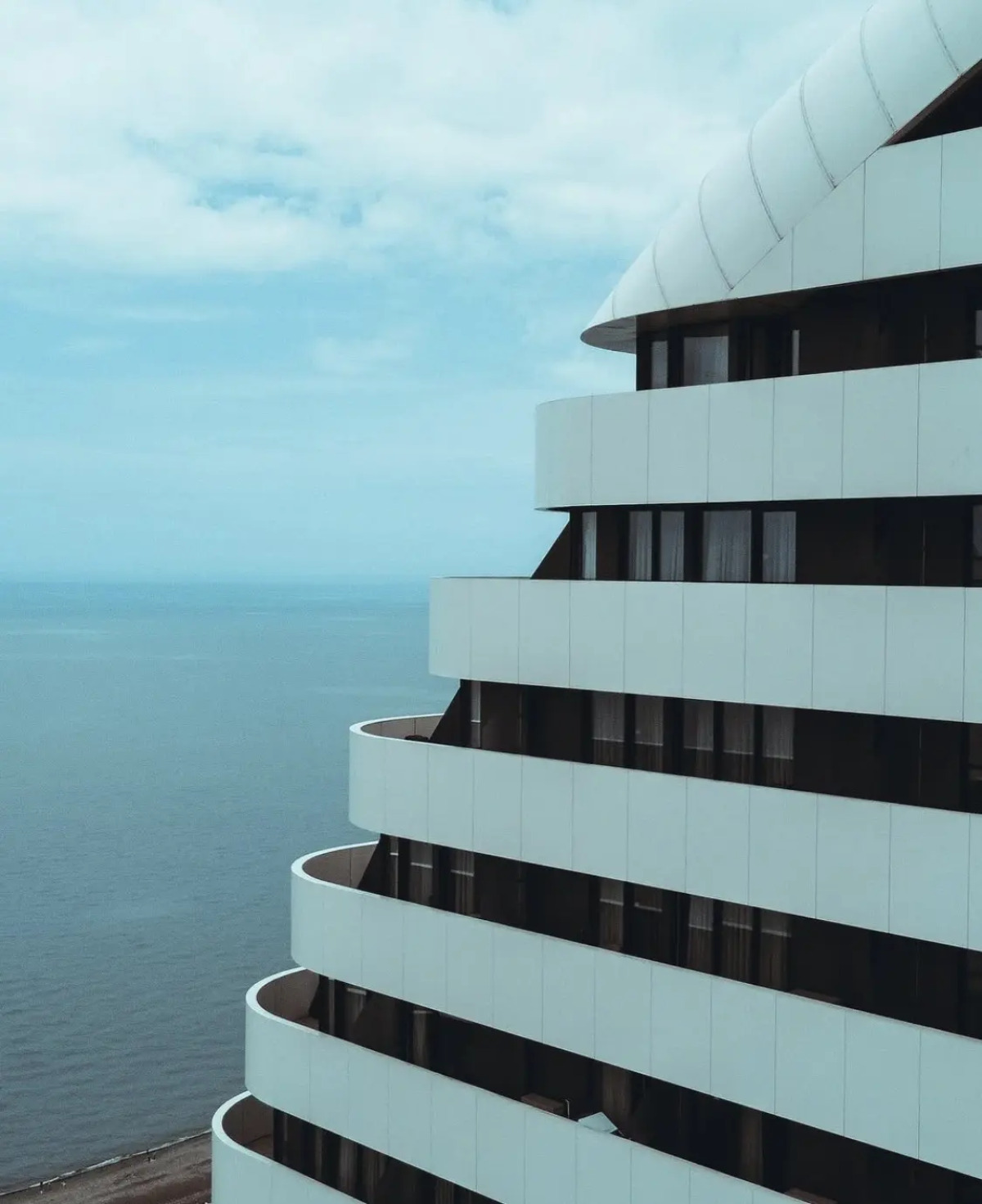 Апартаменты Alliance by Courtyard Hotel 5 KH