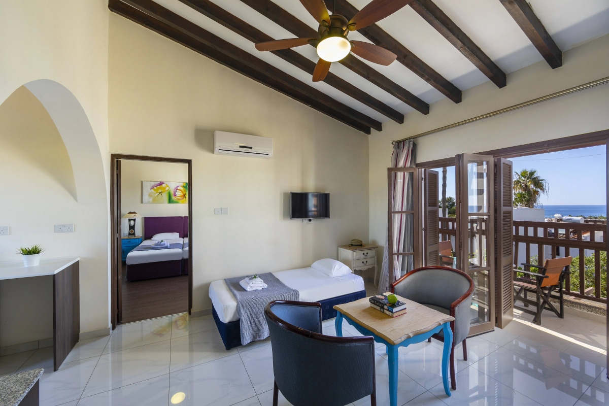 Отель Latchi Family Resort